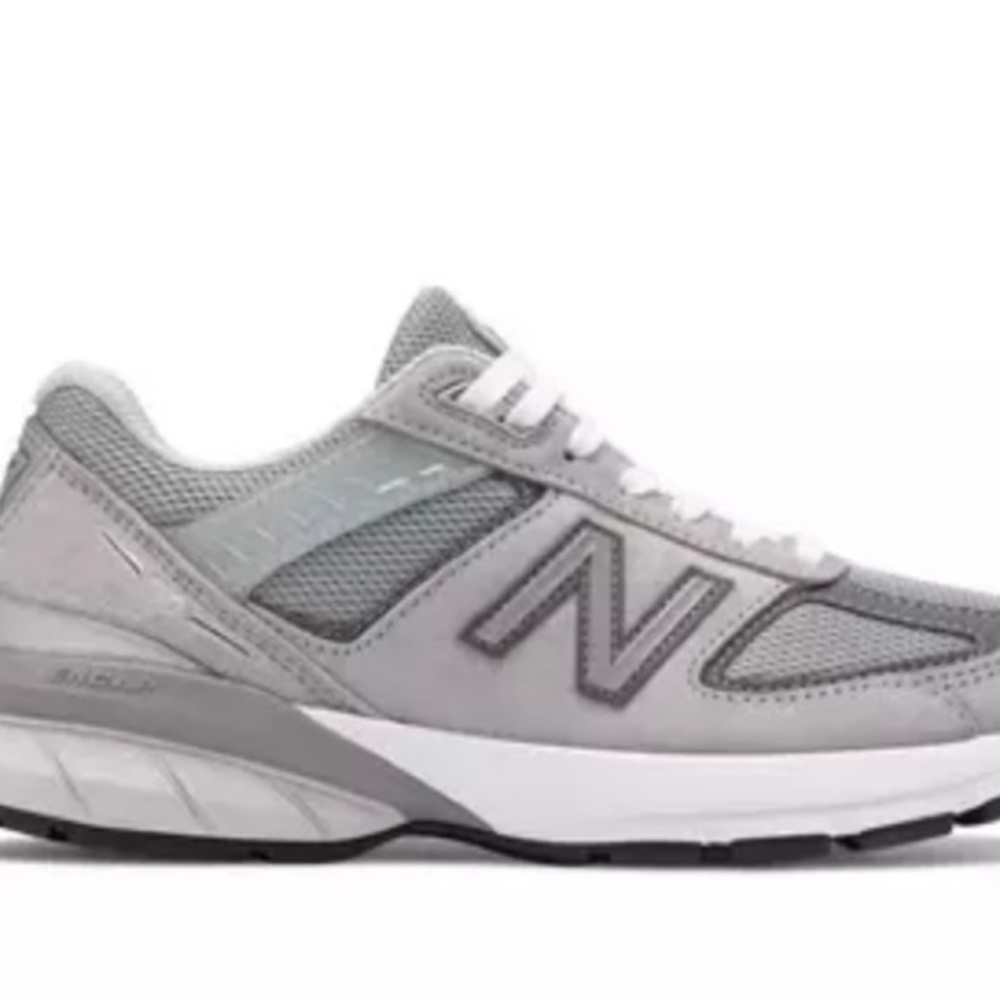 New Balance 990v5